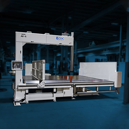 AV - Automatic Vertical Band Saw